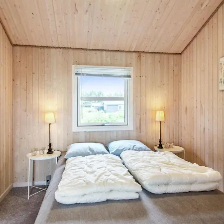 Holiday home Zuhra - 250m From The Sea In Nw Jutland By Interhome Lokken