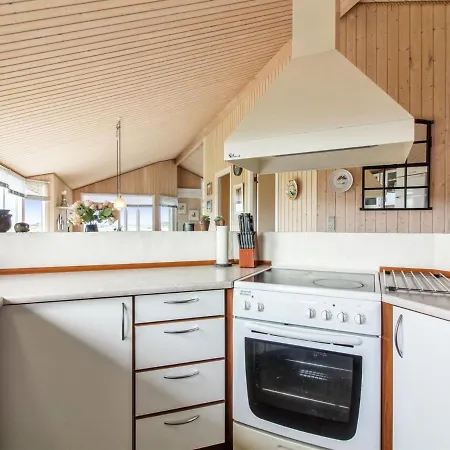 Zuhra - 250m From The Sea In Nw Jutland By Interhome Lokken